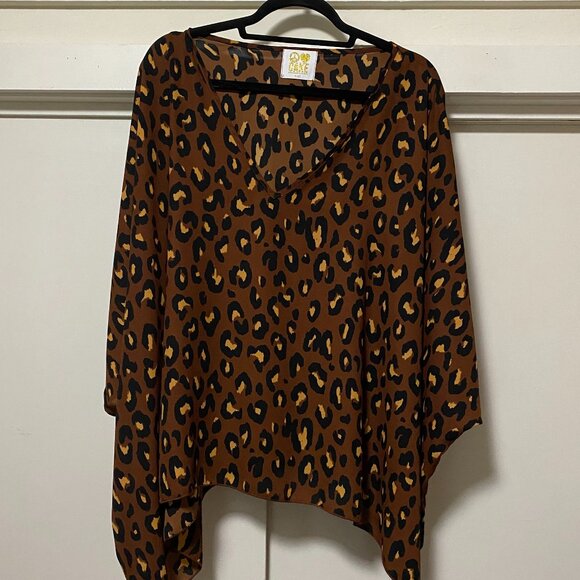 Peace, Love, Cake, brown, animal print, poncho style tunic, size XL - Picture 1 of 7